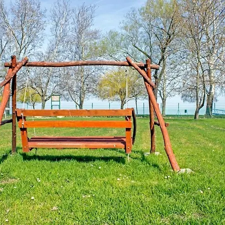 Appartement Szin-aranyhid Siófok