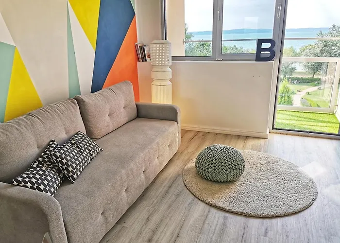 아파트 Szin-aranyhid 시오포크