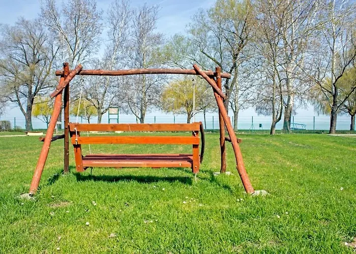 아파트 Szin-aranyhid 시오포크